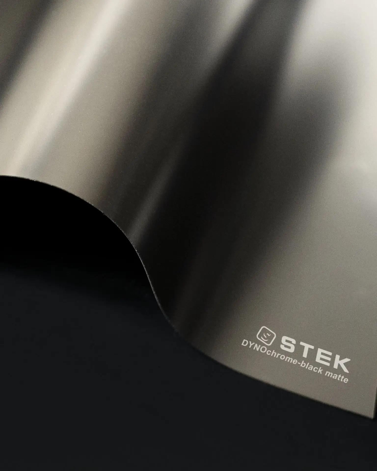 DYNOchrome black matte 1,52